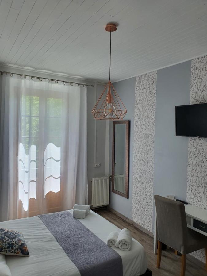 Ma Petite Auberge Кастеллан Экстерьер фото