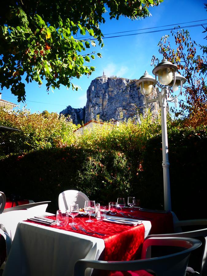 Ma Petite Auberge Кастеллан Экстерьер фото